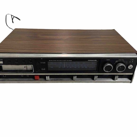Sound Design 4469 AM FM Stereo Receiver 8 Track Recorder Lights Up Untested - Picture 1 of 10